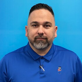 Staff member Jason Reed from ID_5bb91e7a4a63