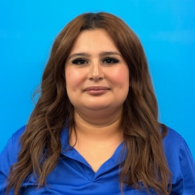 Staff member Maria Peralta from ID_c892b7f244a6