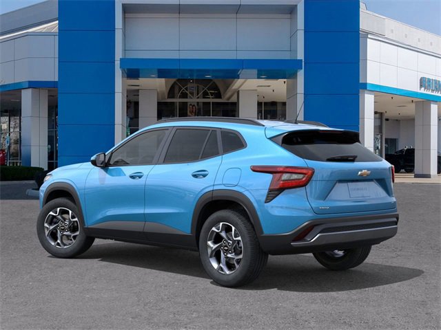 2026 Chevrolet Trax LT photo 2