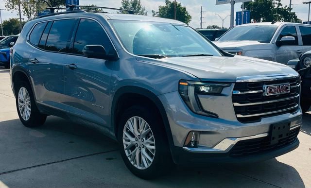 2024 GMC Acadia Elevation's photo