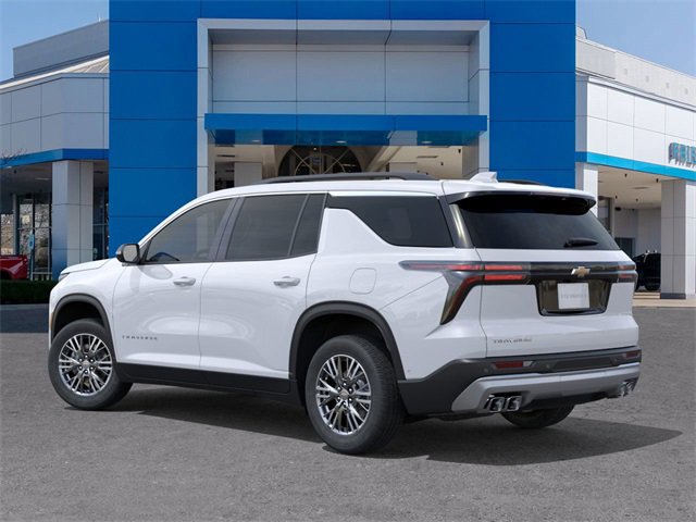 2026 Chevrolet Traverse photo 2