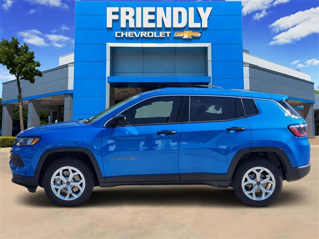 2025 Jeep Compass Sport photo 4