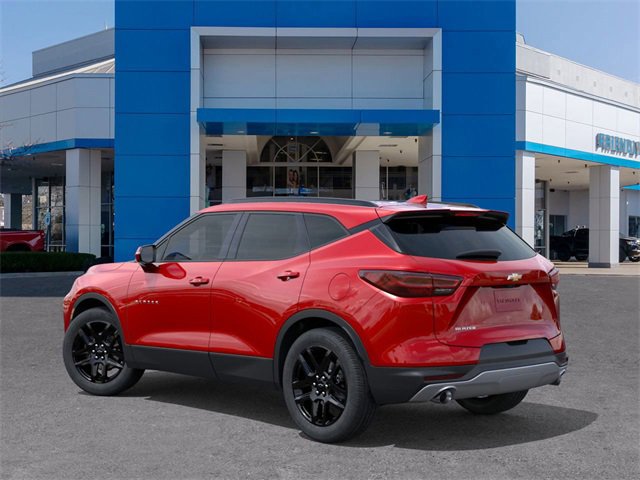 2025 Chevrolet Blazer 3LT photo 2