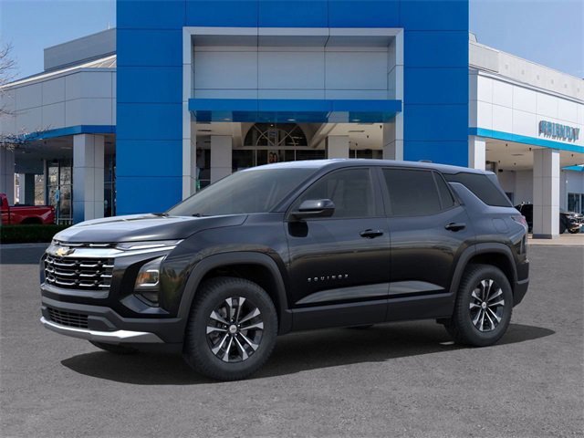 2026 Chevrolet Equinox LT photo 2