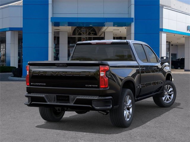 2026 Chevrolet Silverado 1500 Custom photo 3