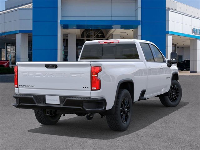 2026 Chevrolet Silverado 3500HD LTZ photo 4