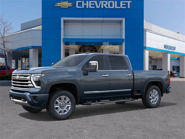 2025 Chevrolet Silverado 2500HD High Country photo 2