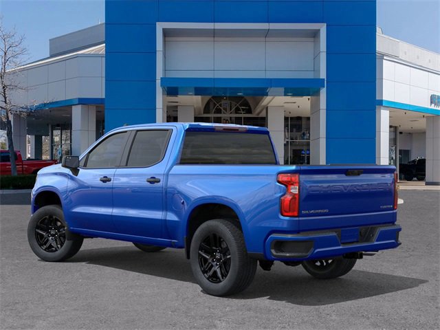 2026 Chevrolet Silverado 1500 Custom photo 2