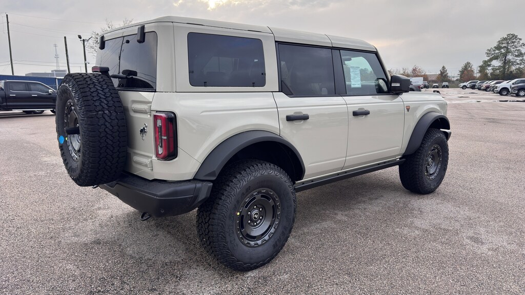 New 2025 Ford Bronco Badlands SUV