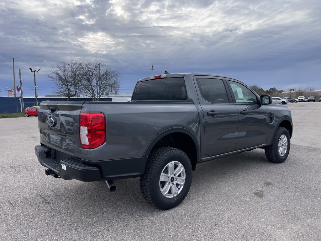 New 2025 Ford Ranger XL Truck SuperCrew