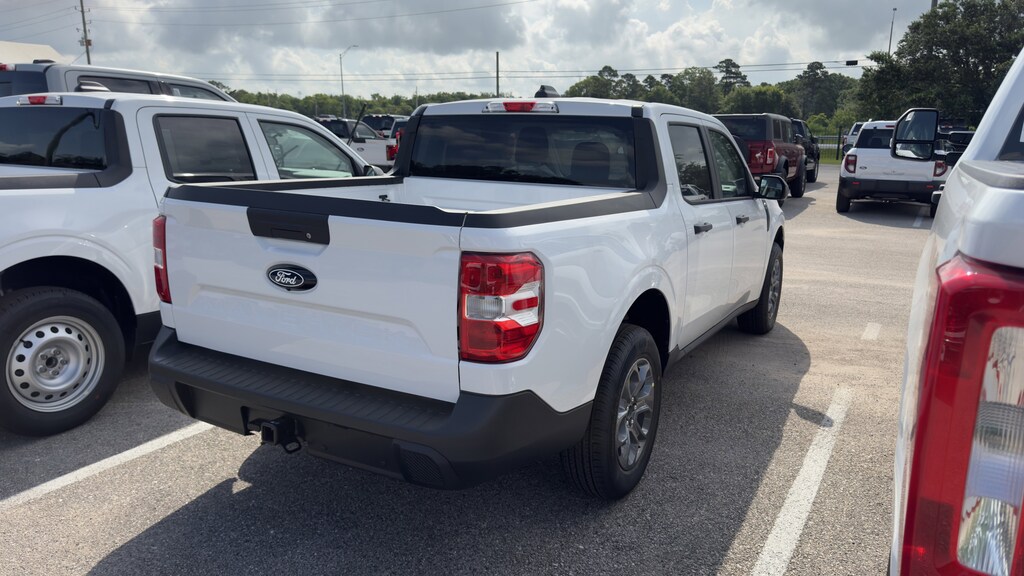 New 2026 Ford Maverick XLT Truck SuperCrew