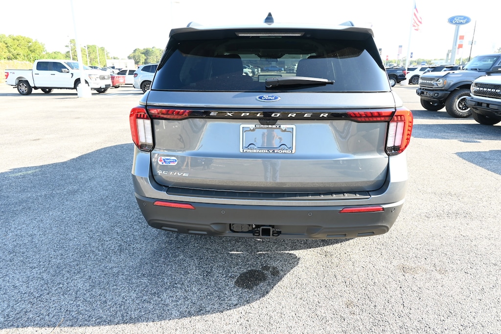 New 2025 Ford Explorer Active SUV