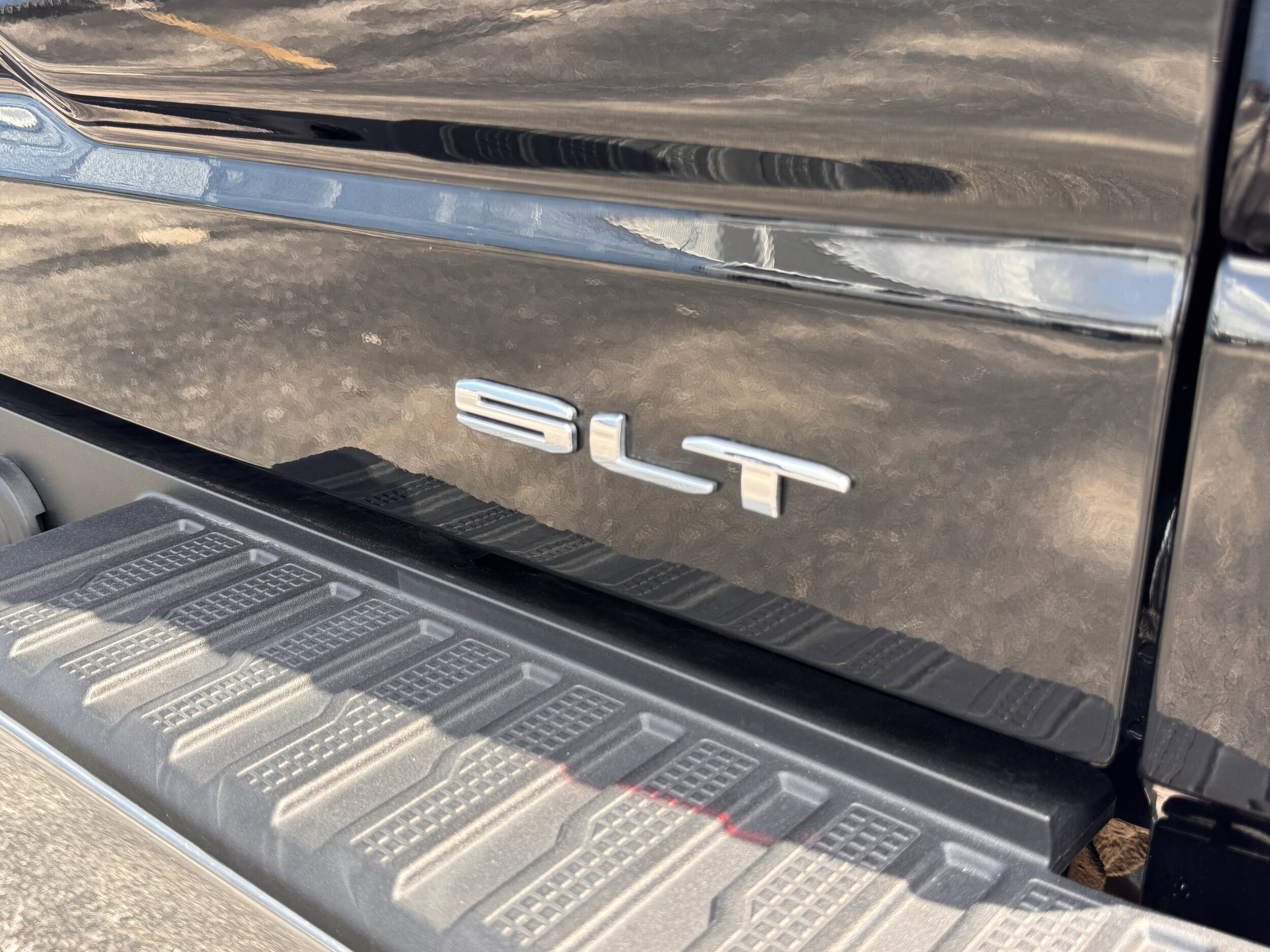 2023 Gmc Sierra 1500 SLT photo 4
