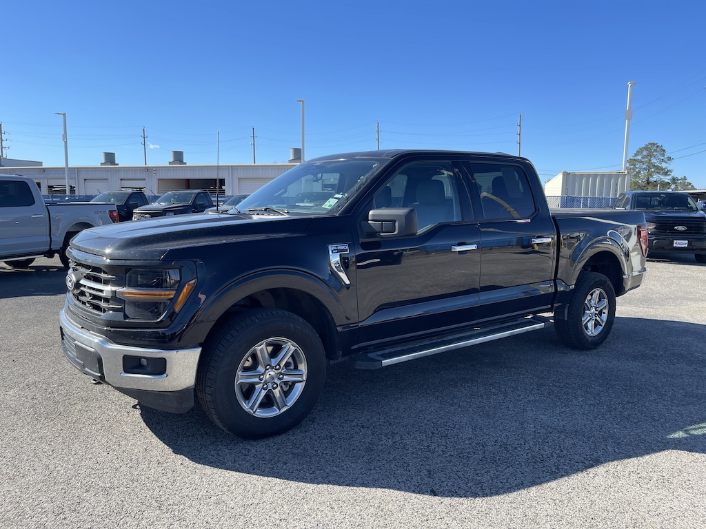 Used 2025 Ford F-150 XLT Truck SuperCrew Cab