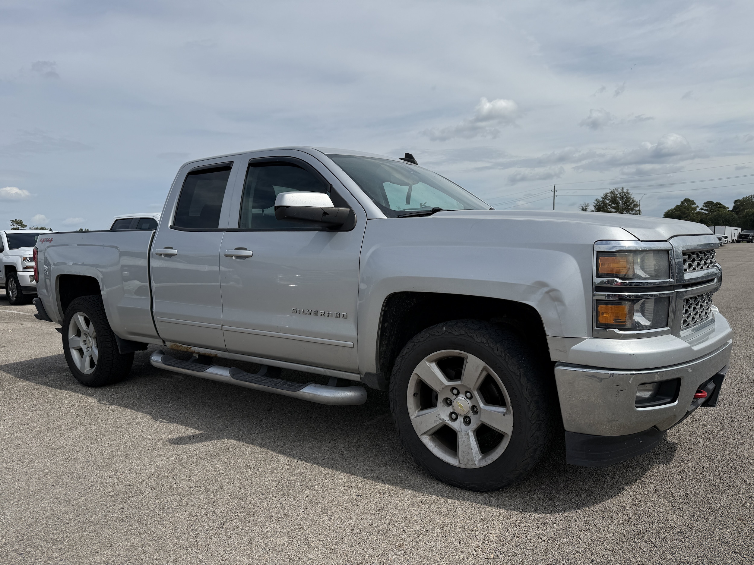 Used 2015 Chevrolet Silverado 1500 LT with VIN 1GCVKREC9FZ381195 for sale in Crosby, TX