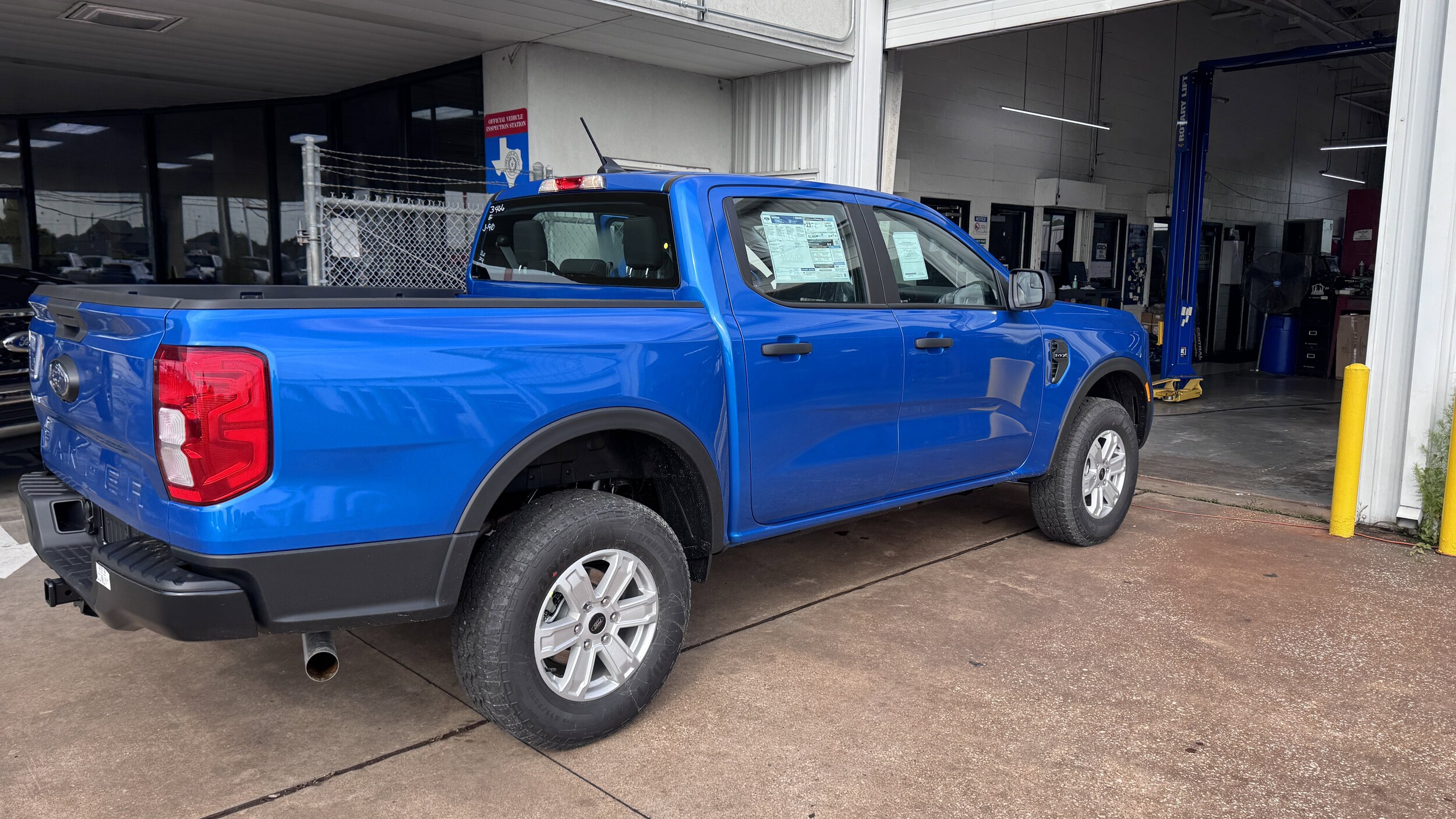 2025 Ford Ranger XL photo 2