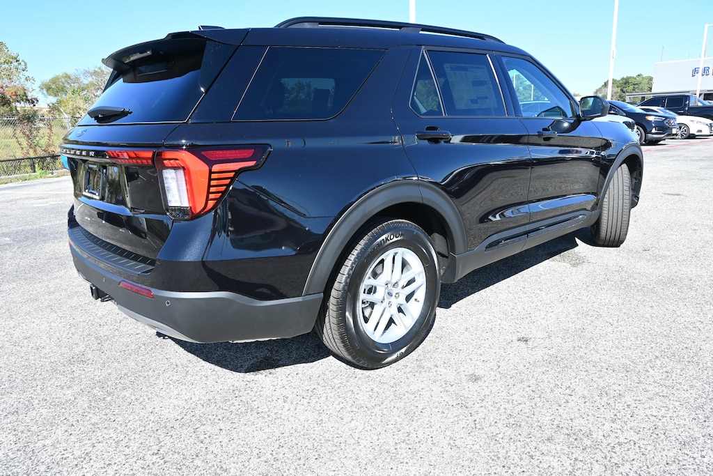 New 2026 Ford Explorer Active SUV