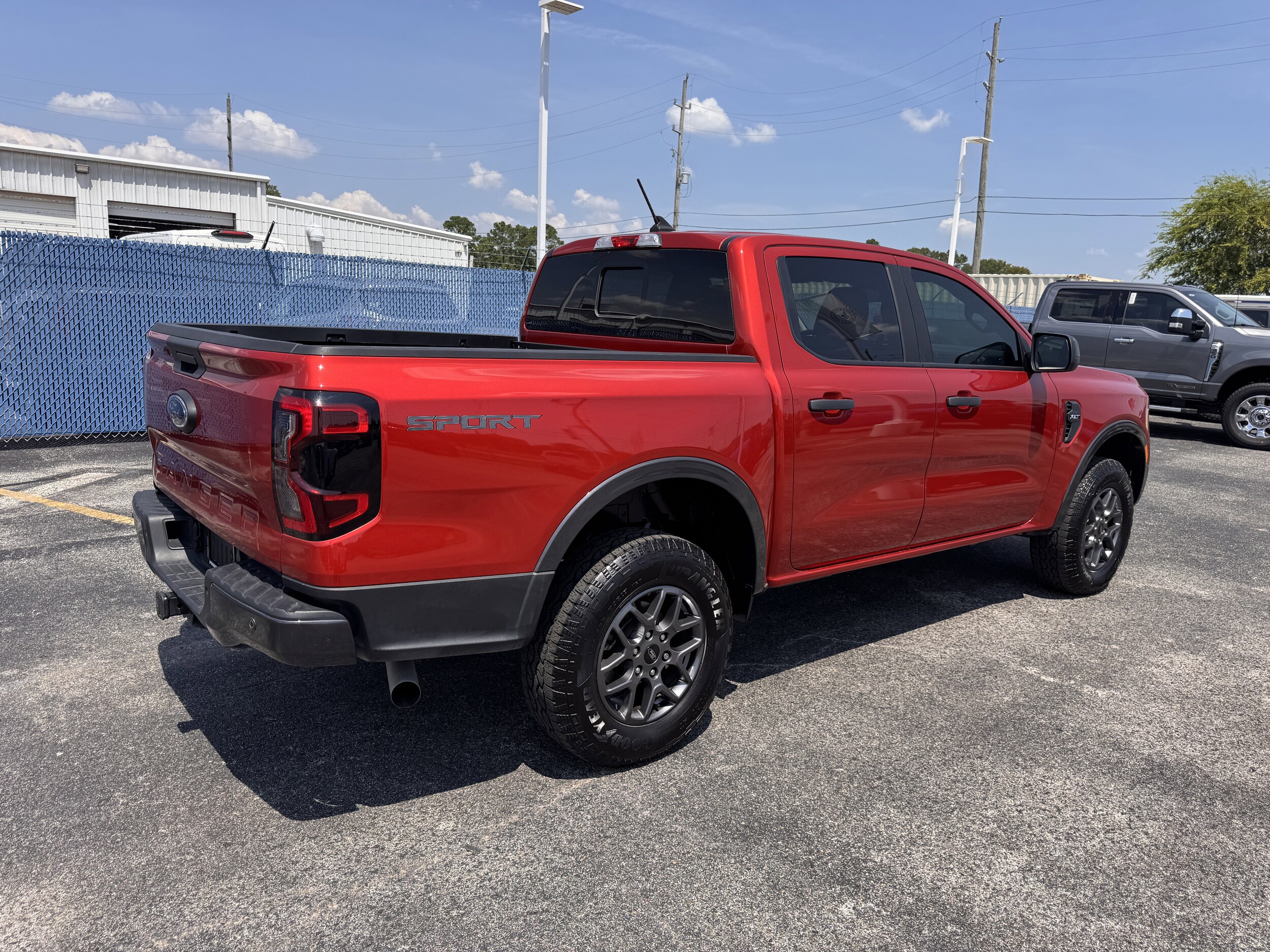 2024 Ford Ranger XLT photo 2