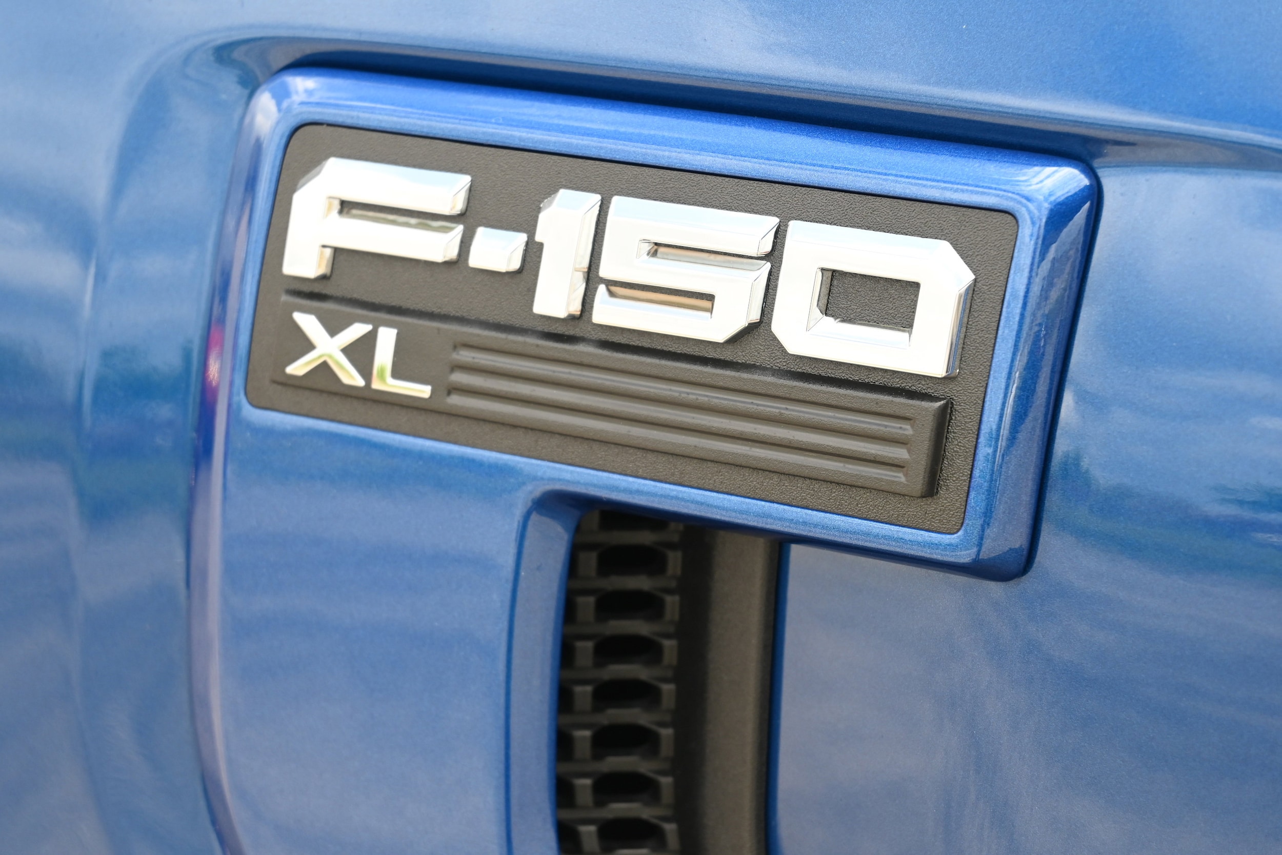 2025 Ford F-150 XL - Photo 11