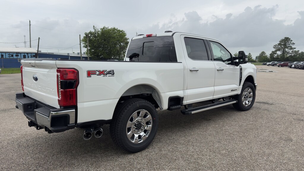 New 2026 Ford F-250 Lariat Truck Crew Cab