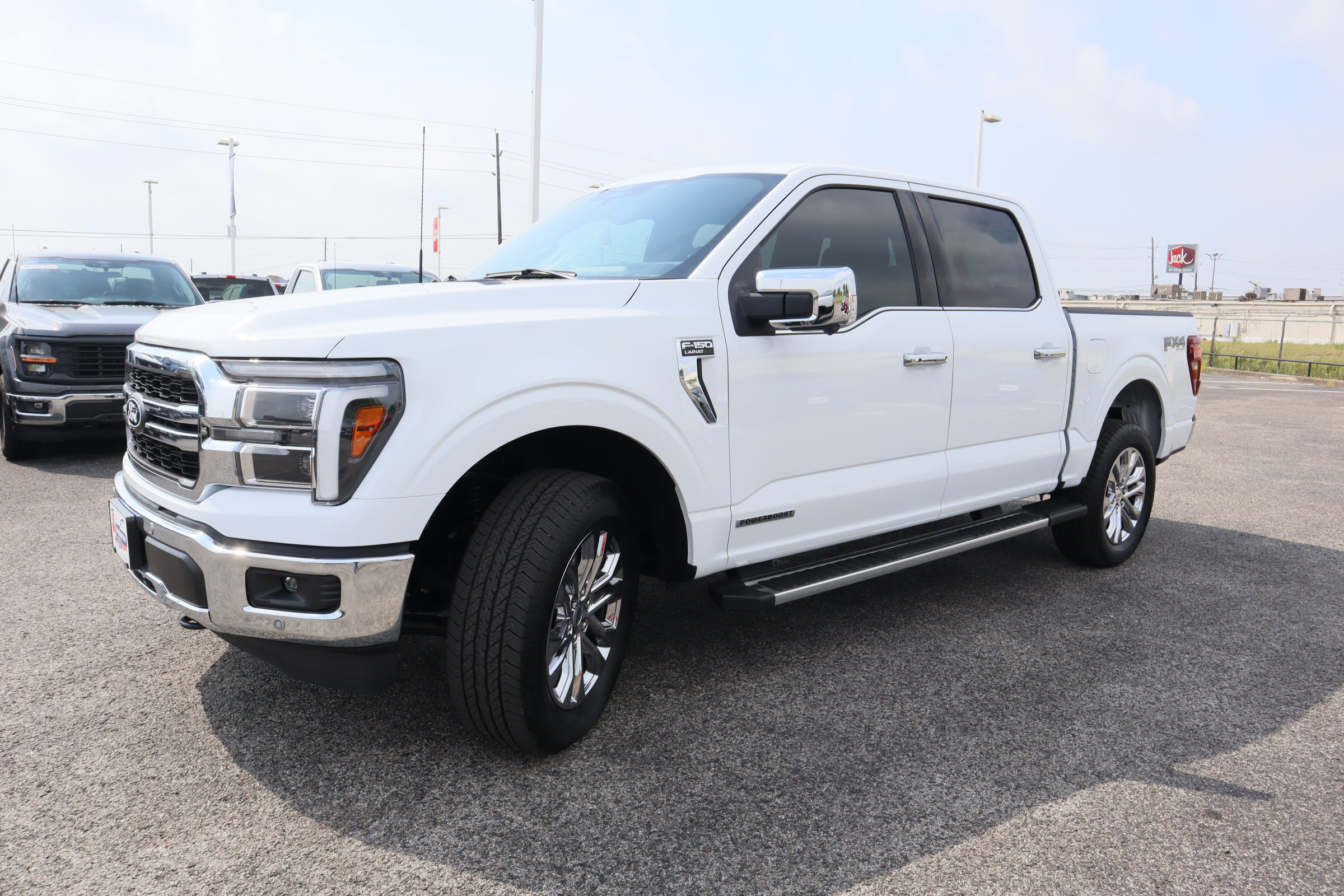 2025 Ford F-150 Lariat - Photo 9