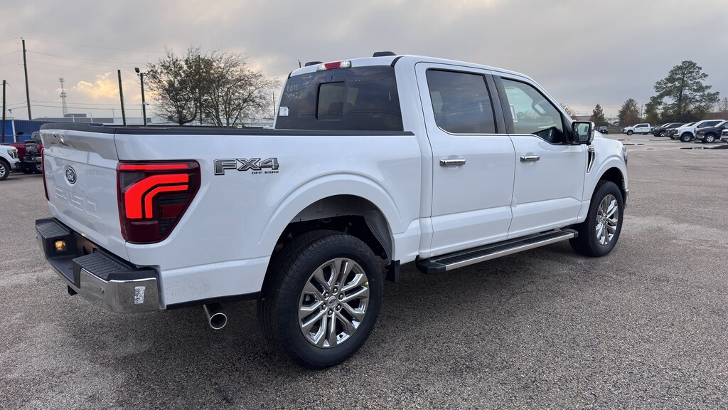 New 2025 Ford F-150 Lariat Truck SuperCrew Cab