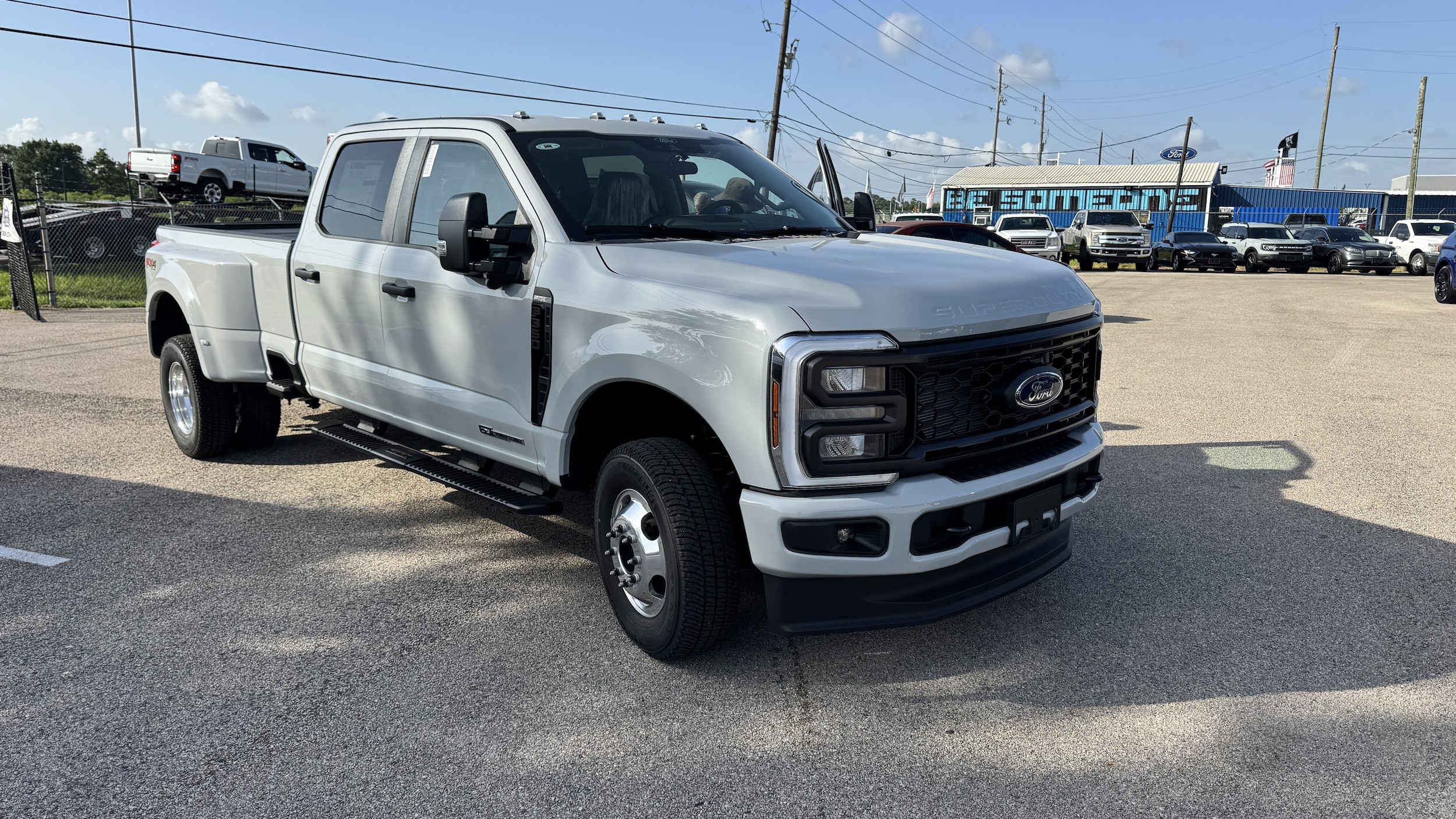 2026 Ford F-350 Truck Crew Cab 