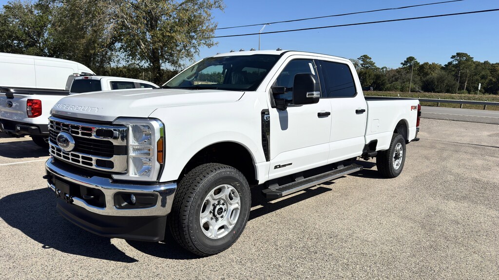 New 2026 Ford F-350 F-350 XLT Truck Crew Cab