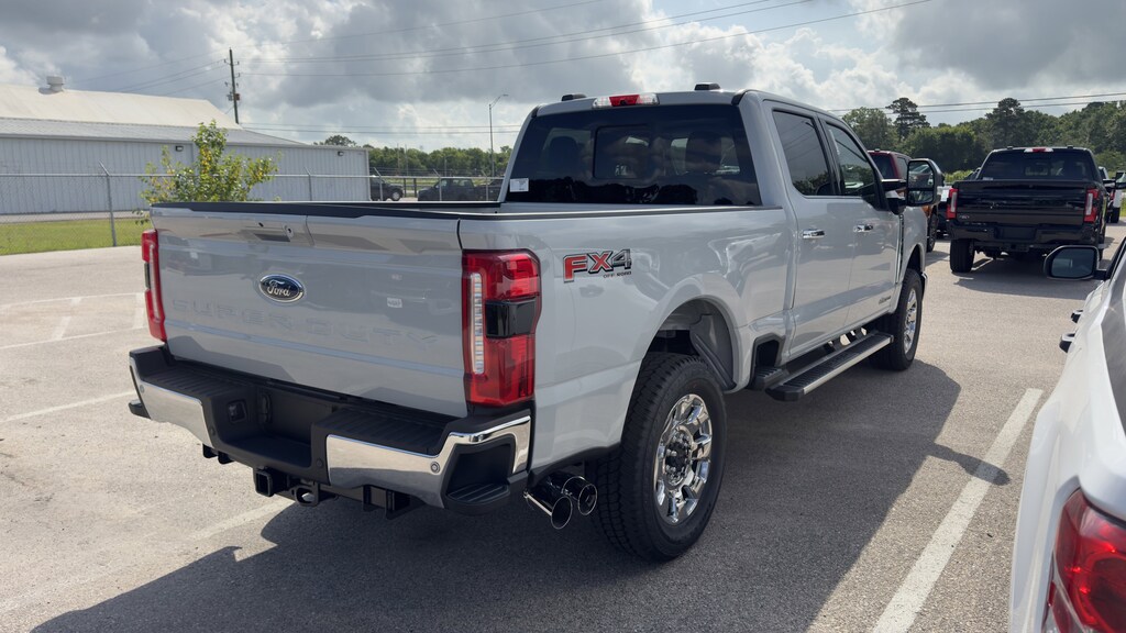 New 2026 Ford F-250 Lariat Truck Crew Cab