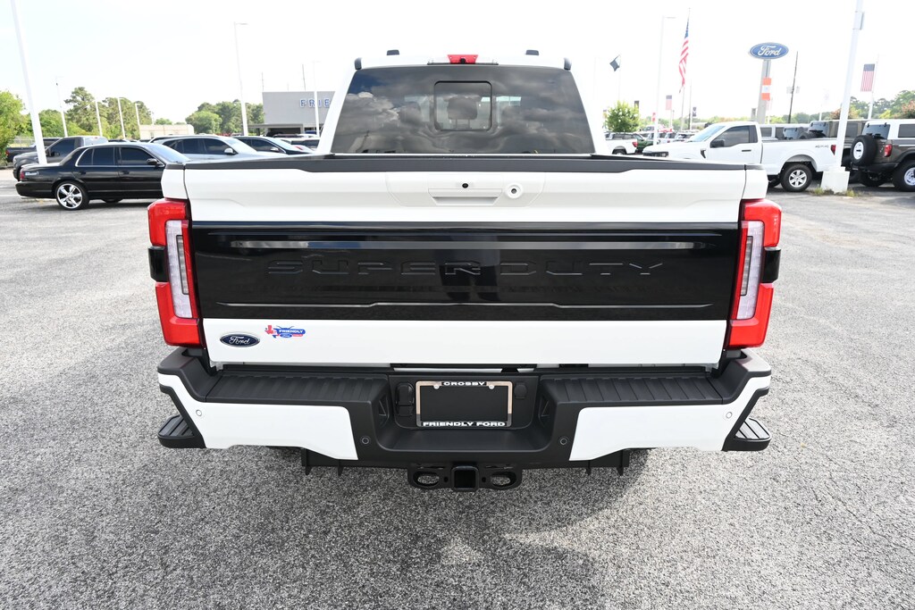 New 2026 Ford F-250 Platinum Truck Crew Cab