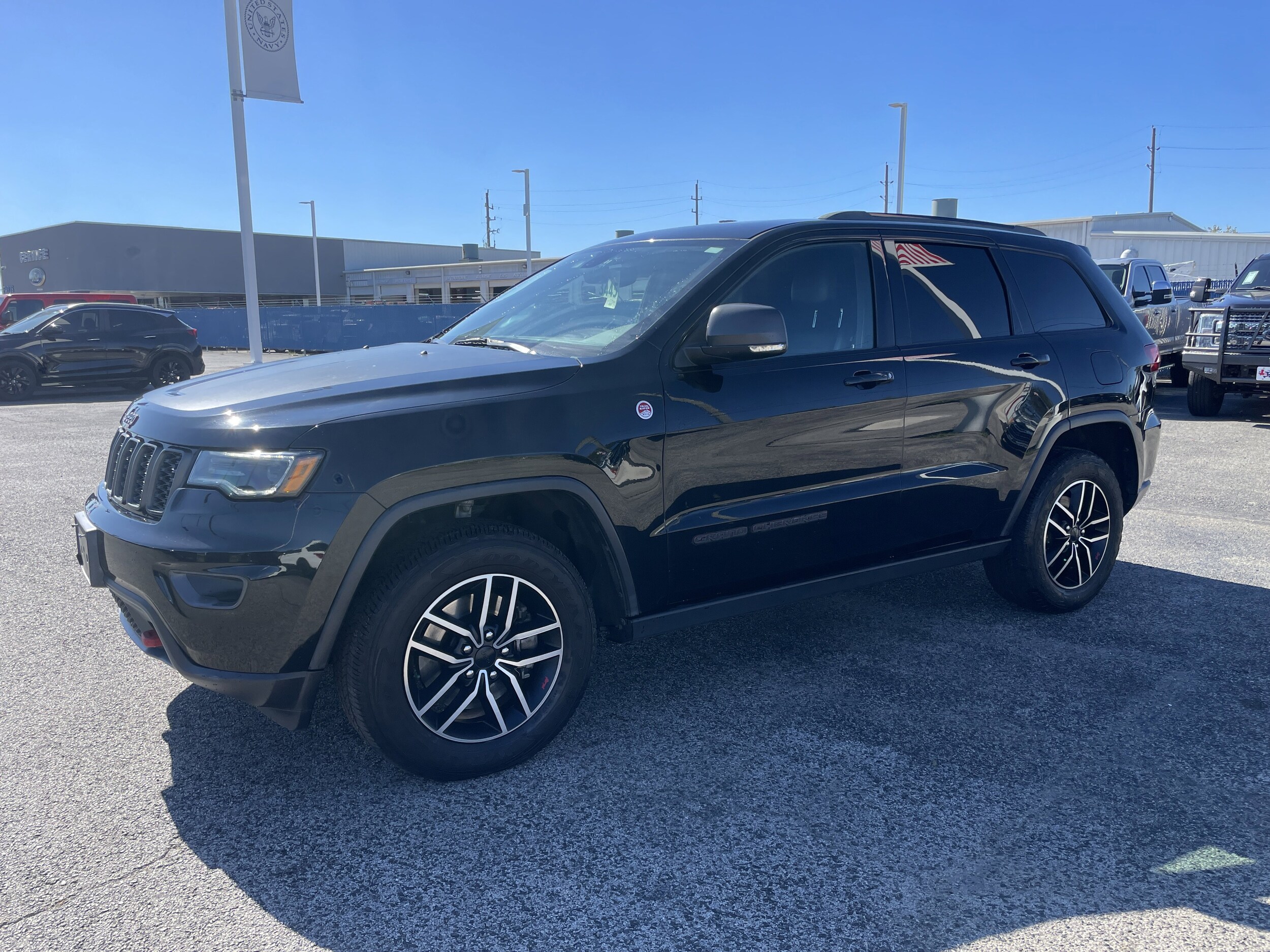 2020 Jeep Grand Cherokee Trailhawk photo 3