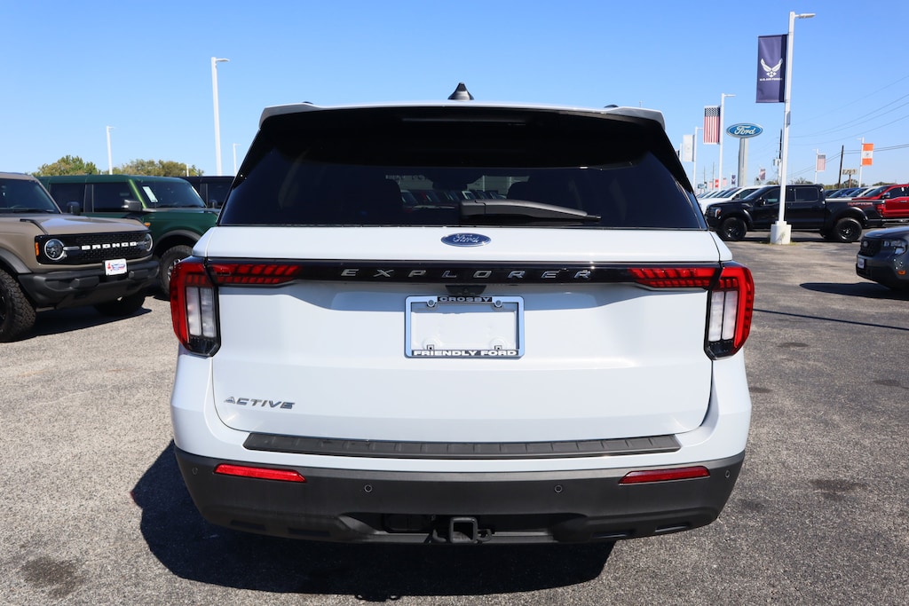 New 2025 Ford Explorer Active SUV