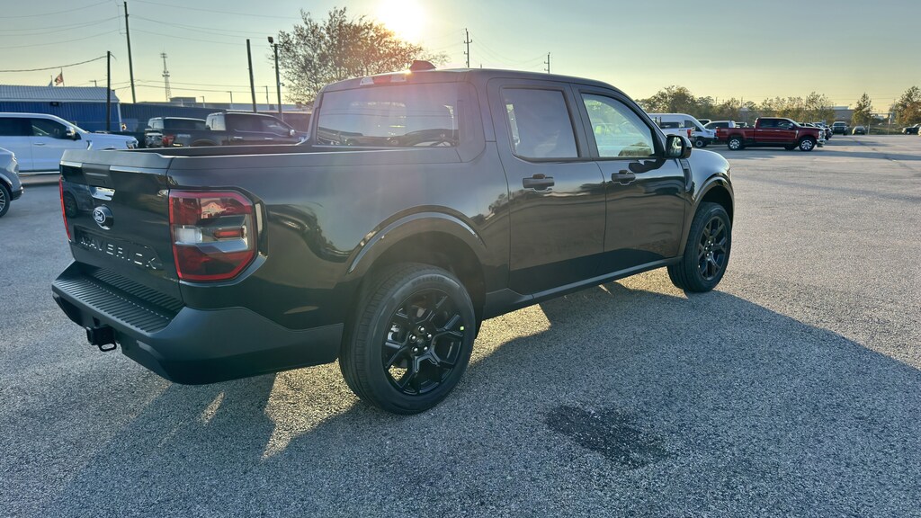 New 2026 Ford Maverick XLT Truck SuperCrew