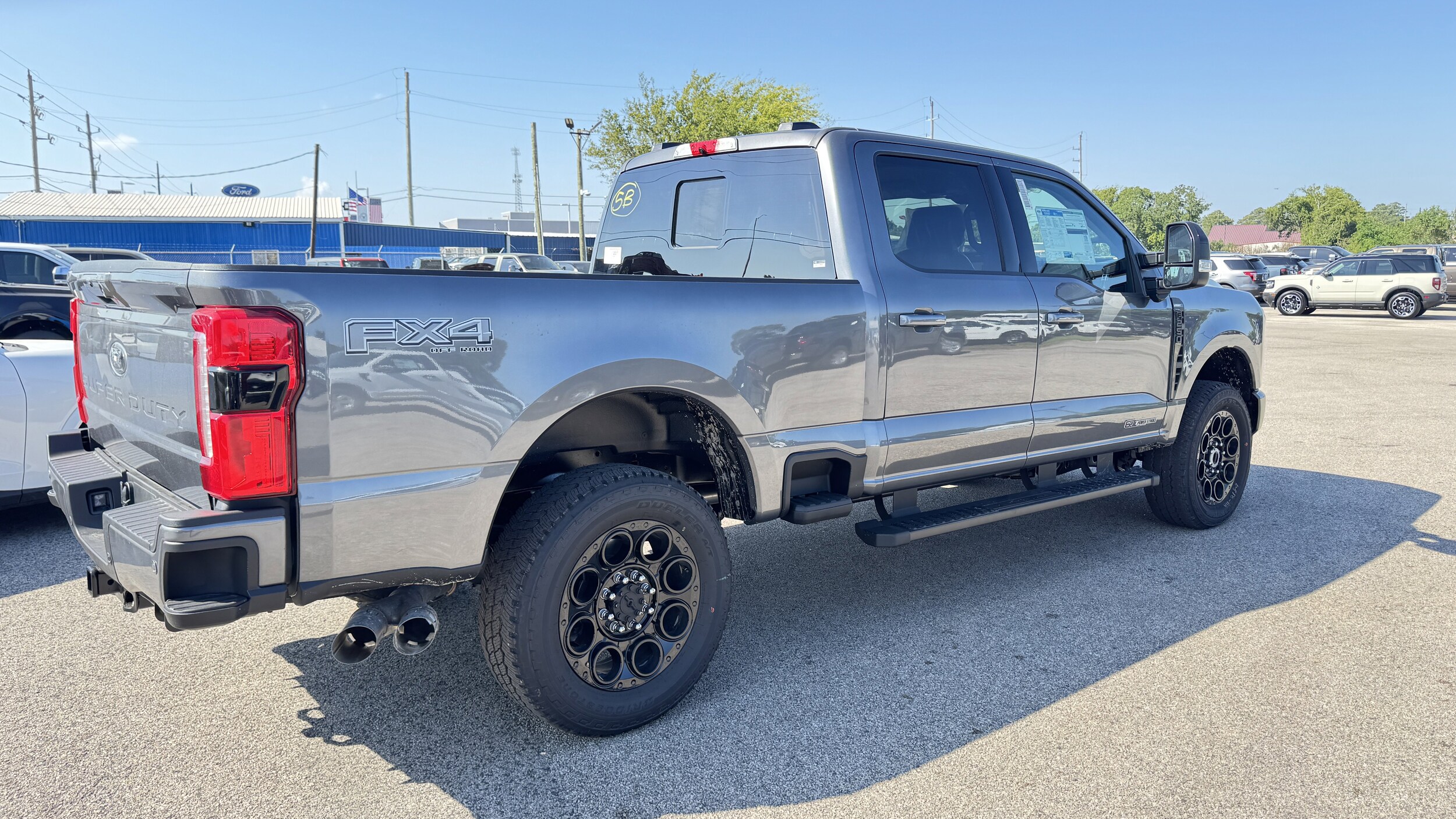 2026 Ford F-250 Lariat photo 3