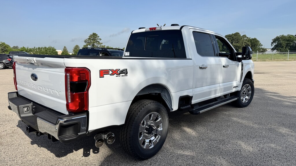 New 2026 Ford F-250 Lariat Truck Crew Cab