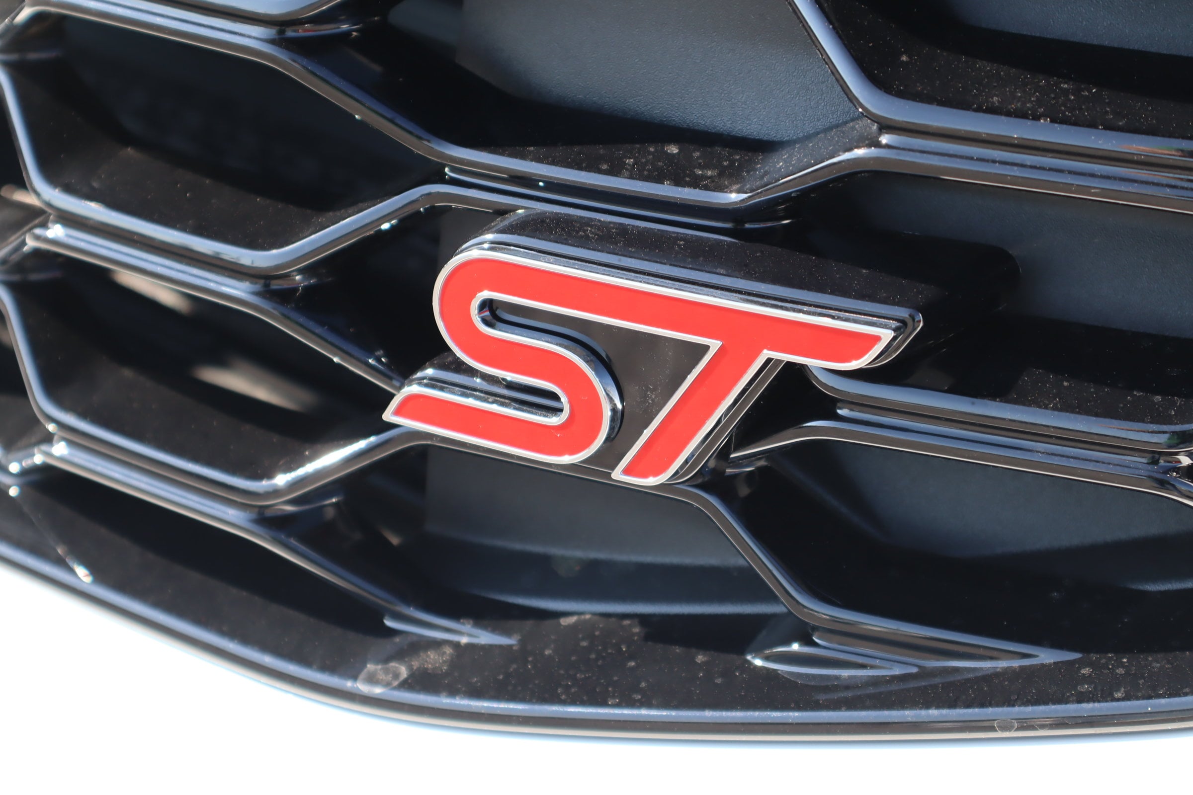 2025 Ford Explorer ST - Photo 13