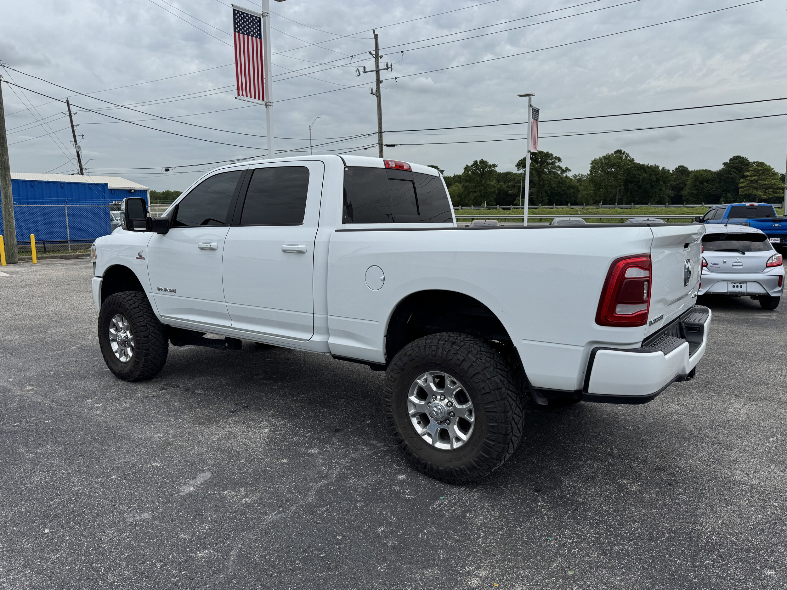 2023 Ram 2500 Laramie photo 4