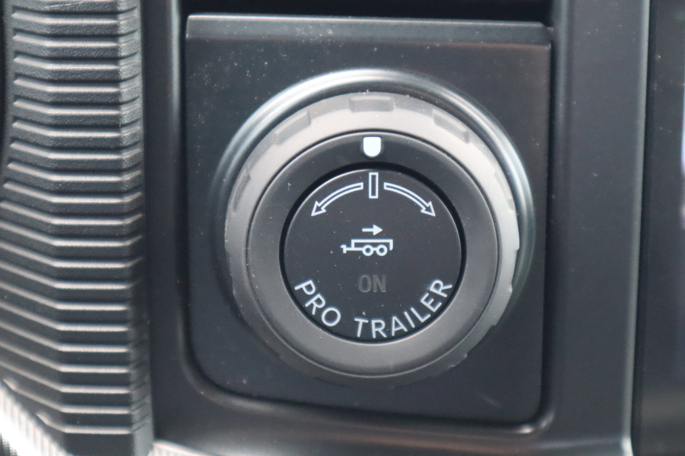 2025 Ford F-150 Platinum - Photo 23