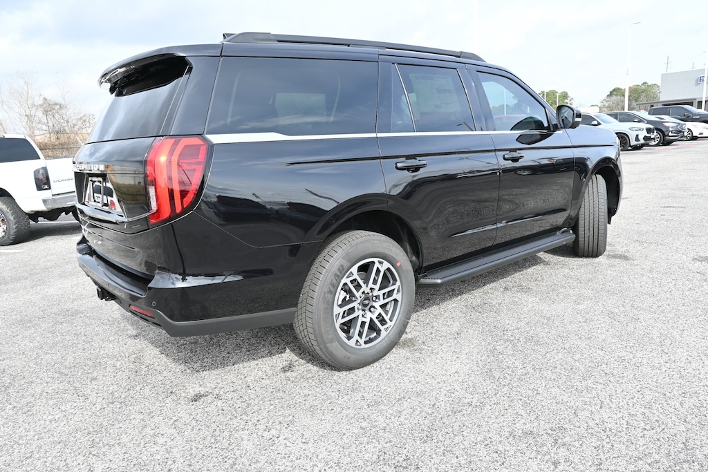 New 2026 Ford Expedition Active SUV