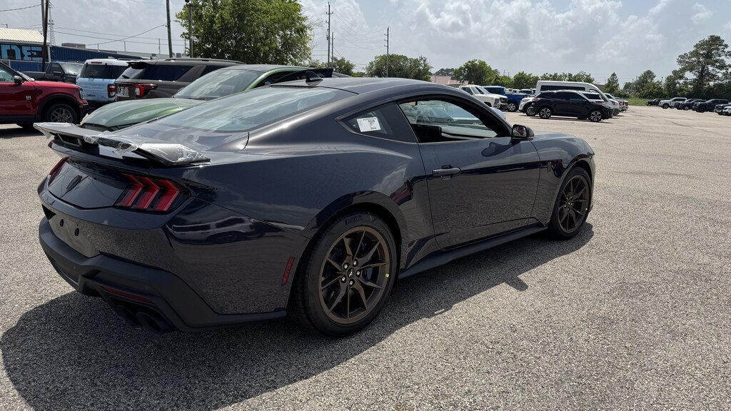 New 2026 Ford Mustang Dark Horse Coupe