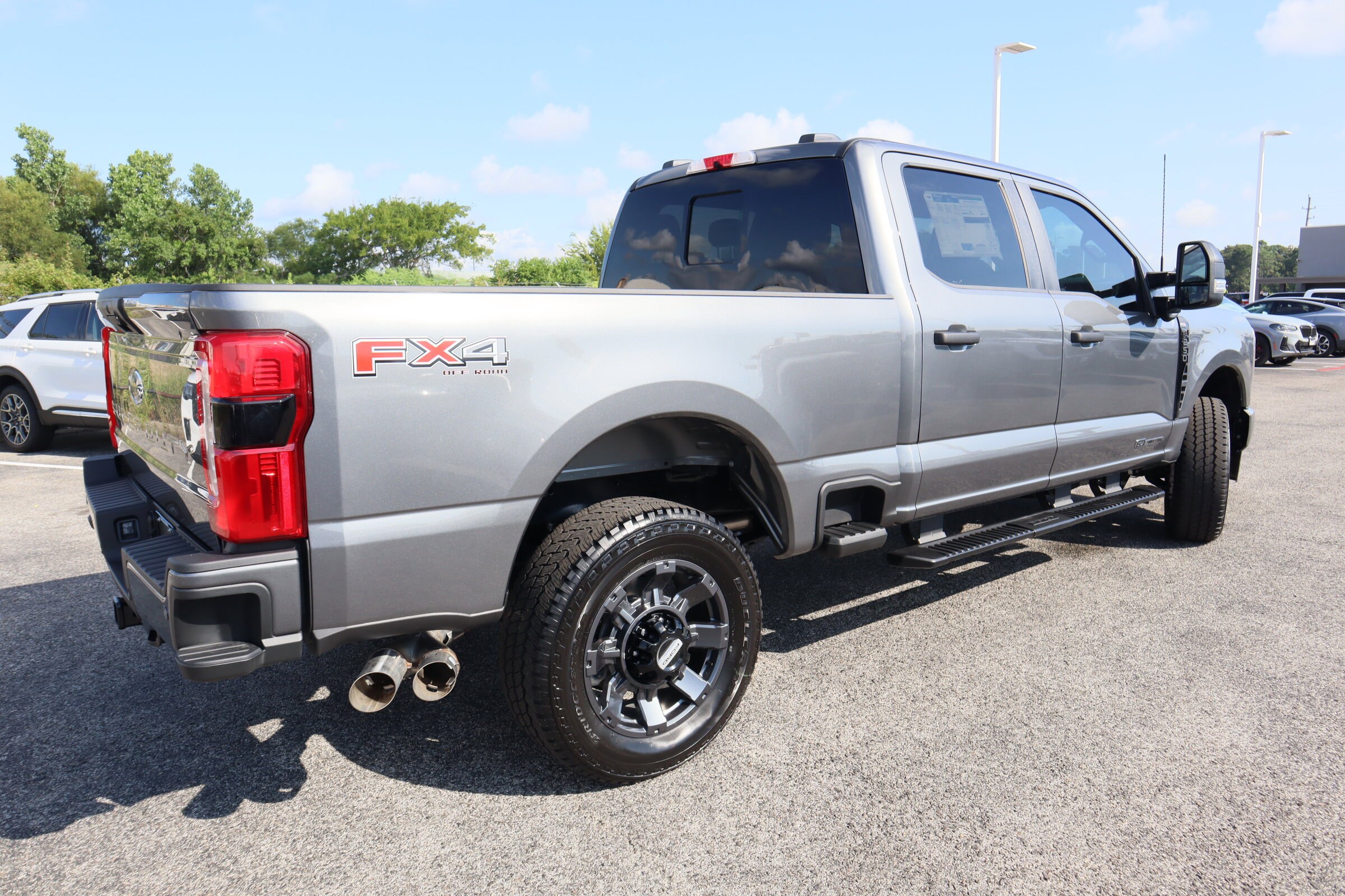 2025 Ford F-250 XL photo 2