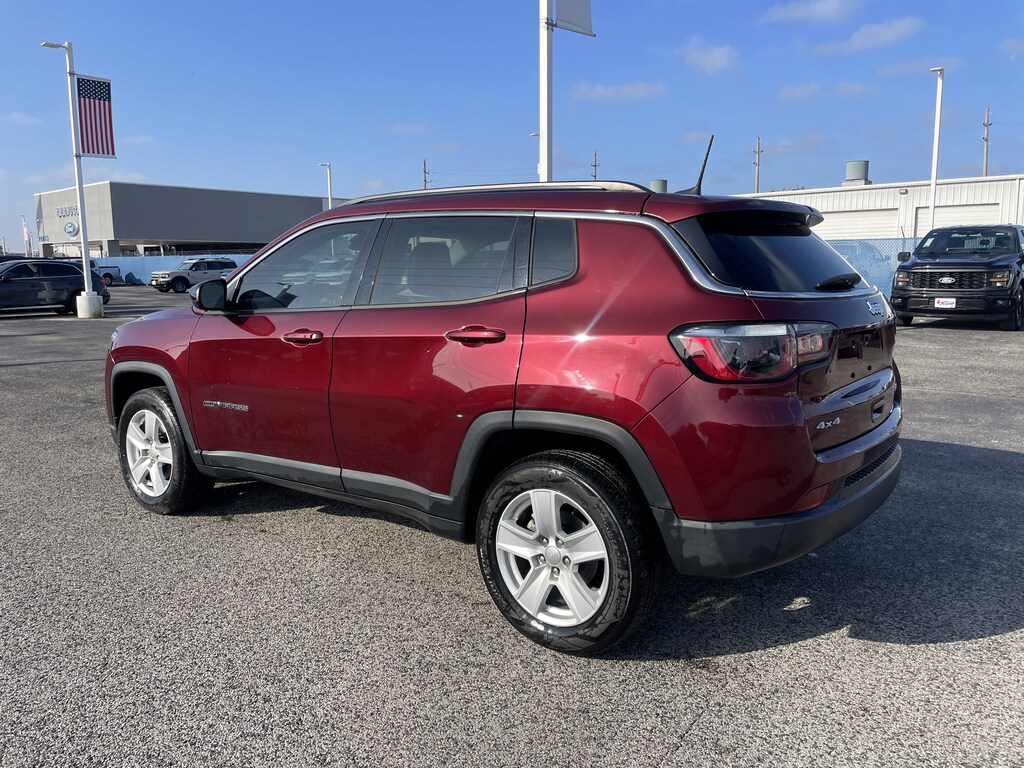 Used 2022 Jeep Compass Latitude SUV