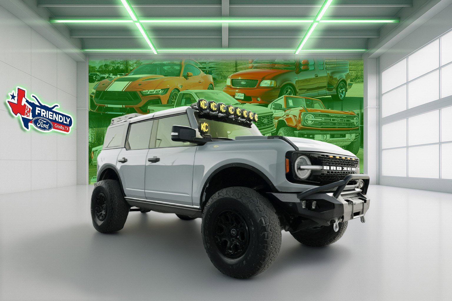 2023 Ford Bronco SUV 