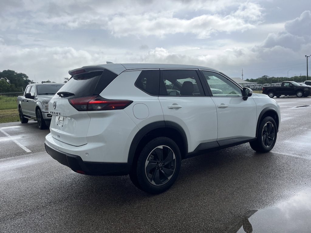 Used 2025 Nissan Rogue SV SUV