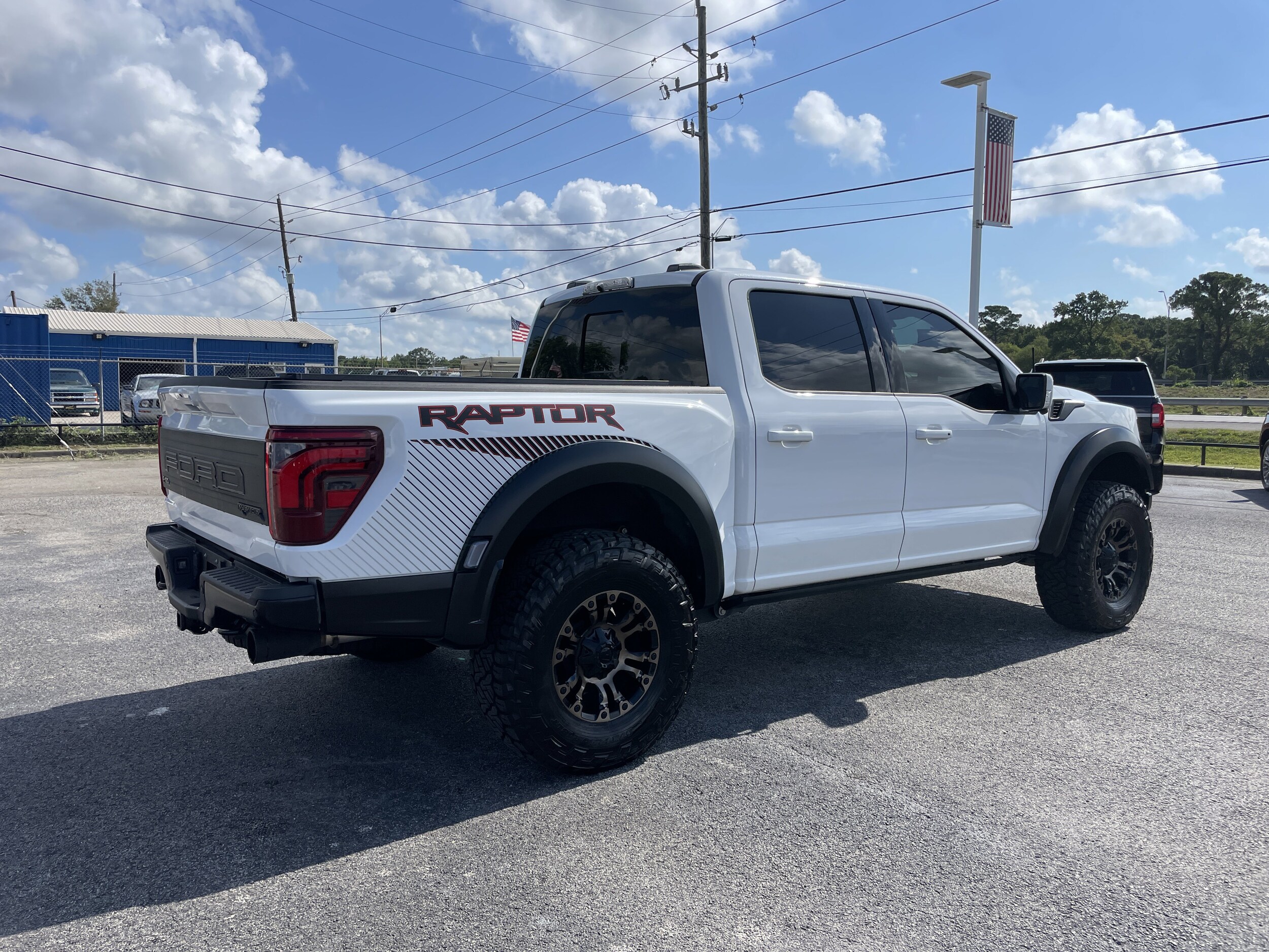 2024 Ford F-150 Raptor photo 3