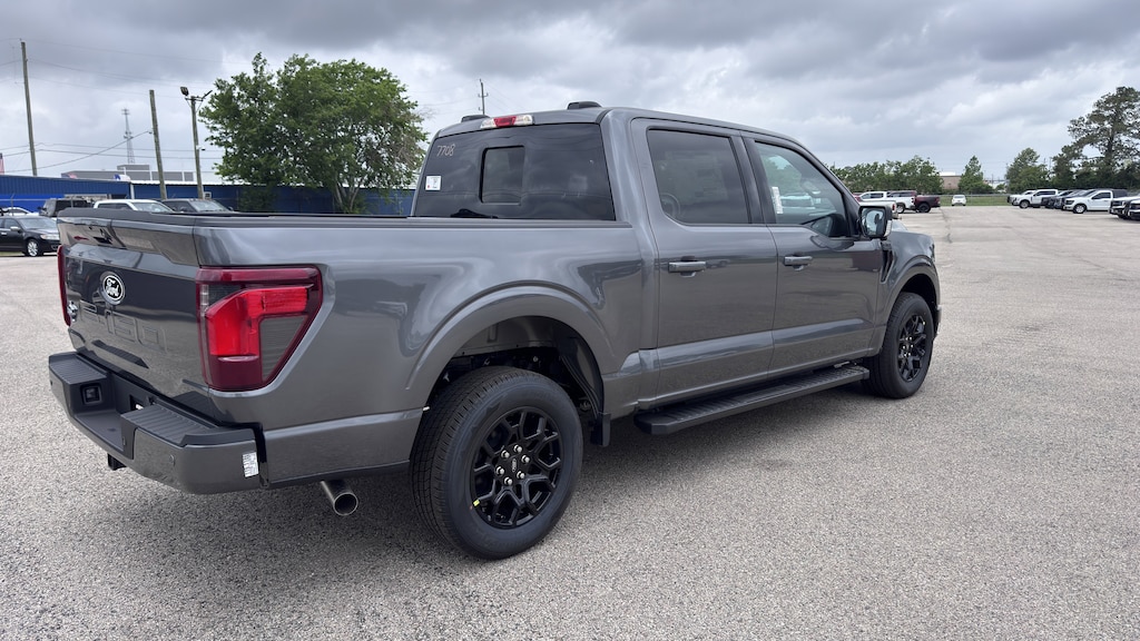 New 2026 Ford F-150 XLT Truck SuperCrew Cab