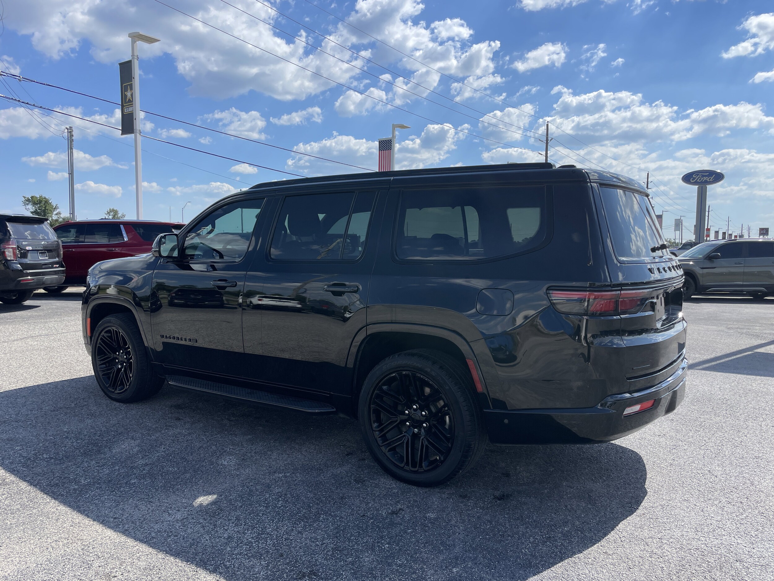2022 Jeep Wagoneer Series III photo 4