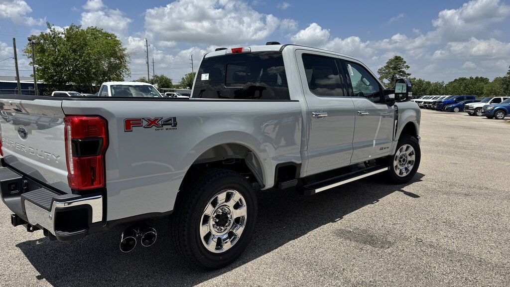 New 2026 Ford F-250 Lariat Truck Crew Cab