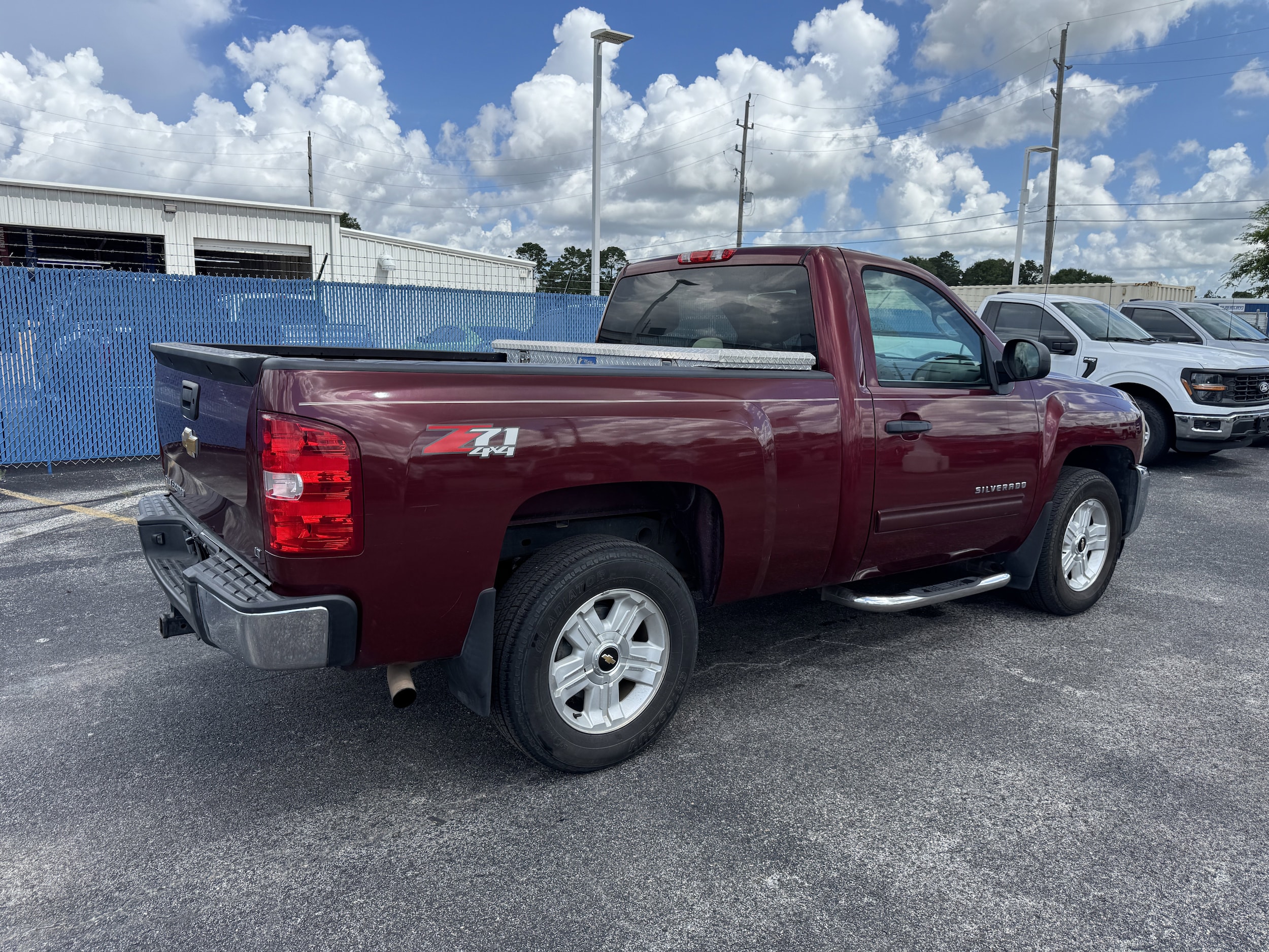 Used 2013 Chevrolet Silverado 1500 LT with VIN 1GCNKSE08DZ248549 for sale in Crosby, TX