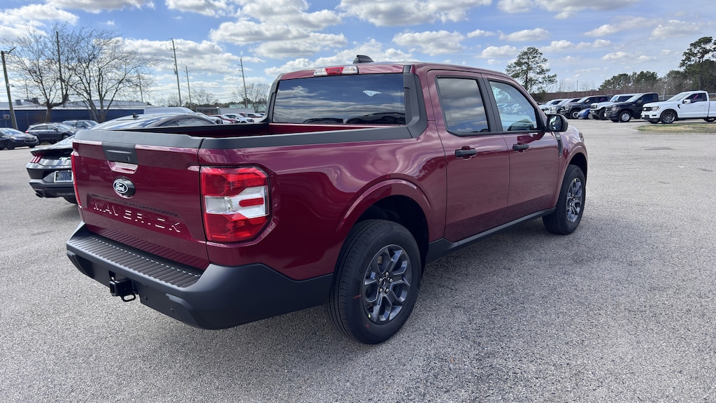 New 2026 Ford Maverick XLT Truck SuperCrew